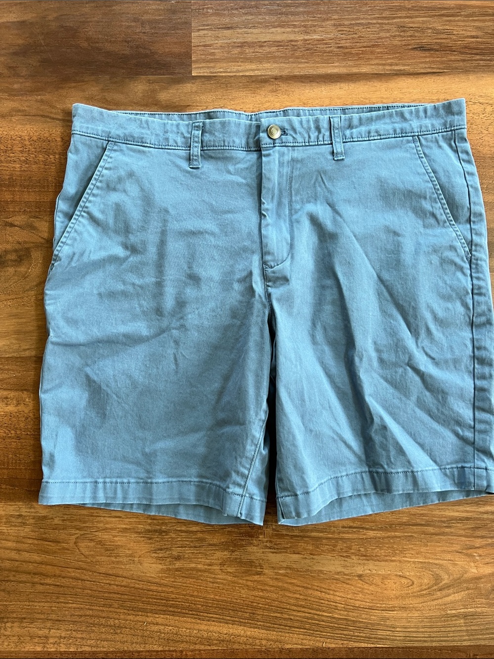 Men's Classic Flat-Front Shorts in Dusty Blue